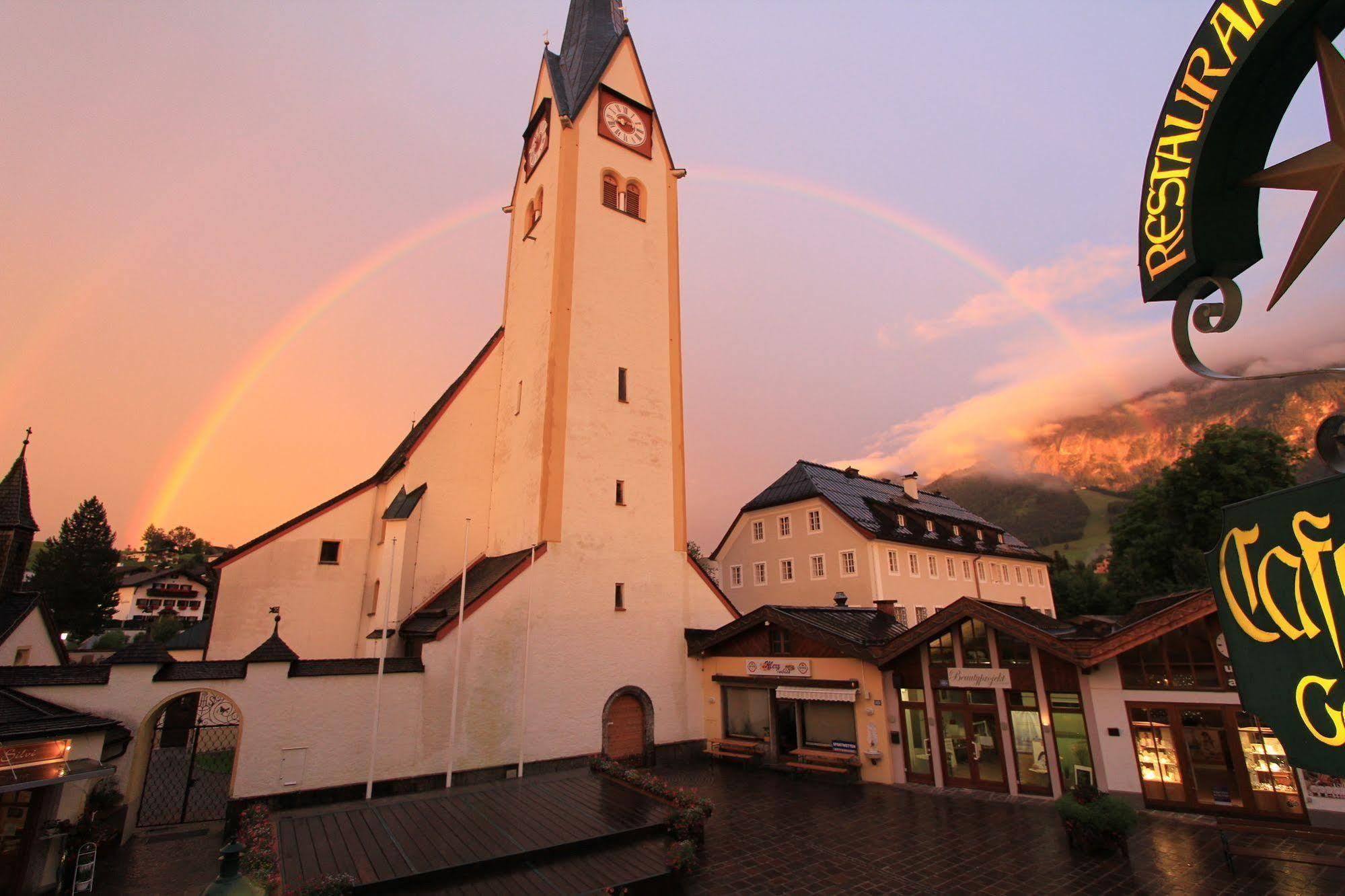 Hotel Goldener Stern Abtenau Dış mekan fotoğraf
