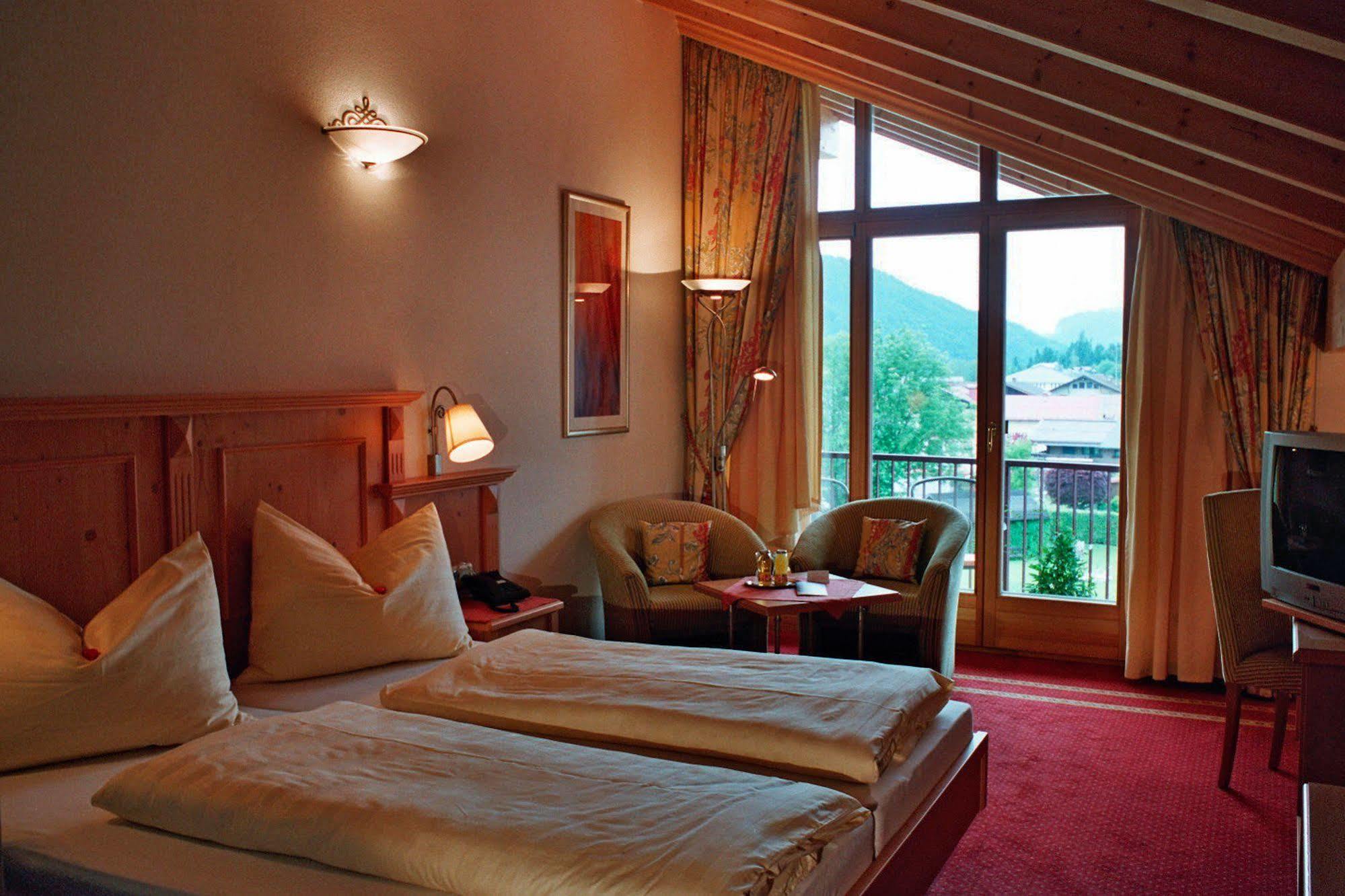 Hotel Goldener Stern Abtenau Dış mekan fotoğraf