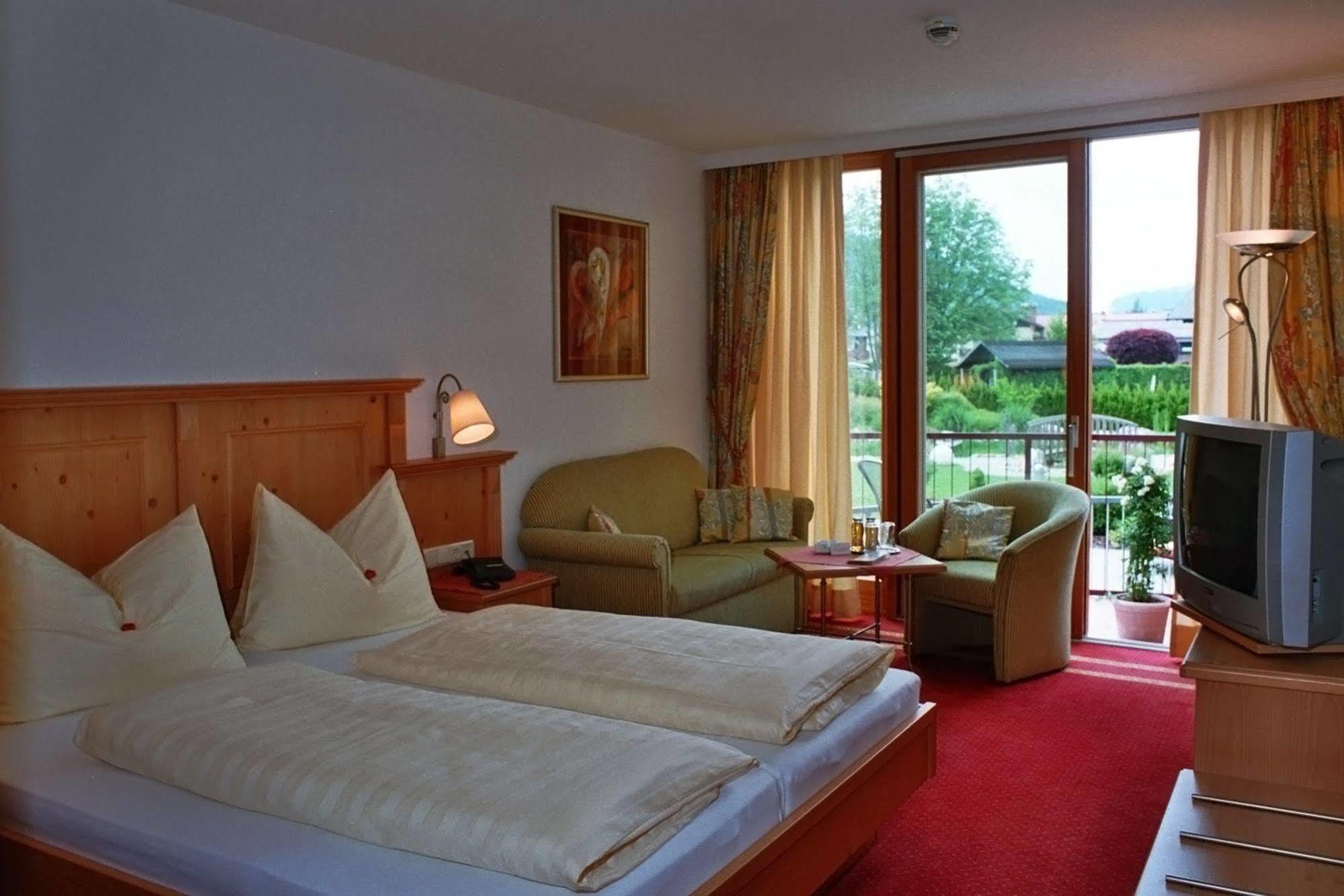 Hotel Goldener Stern Abtenau Dış mekan fotoğraf